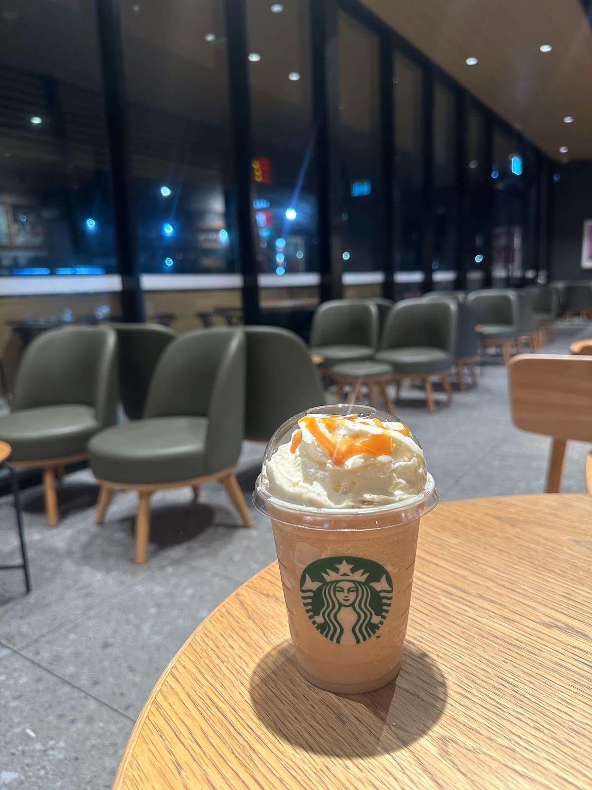 Starbucks Warrawong photo 3