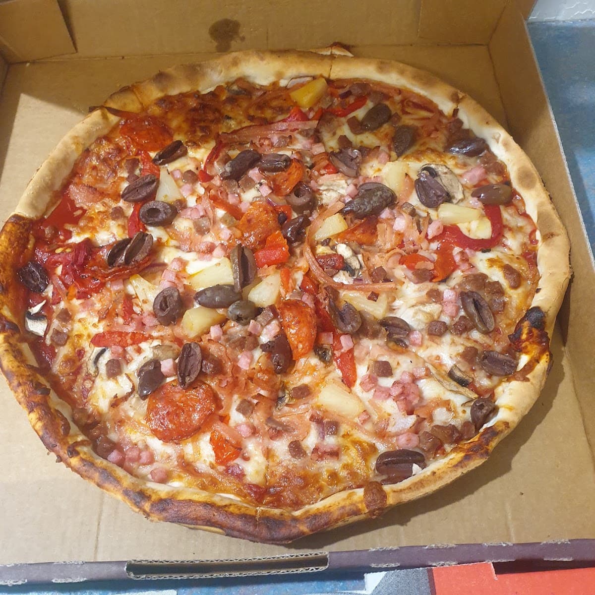 Gourmet Pizza World Corrimal photo 2