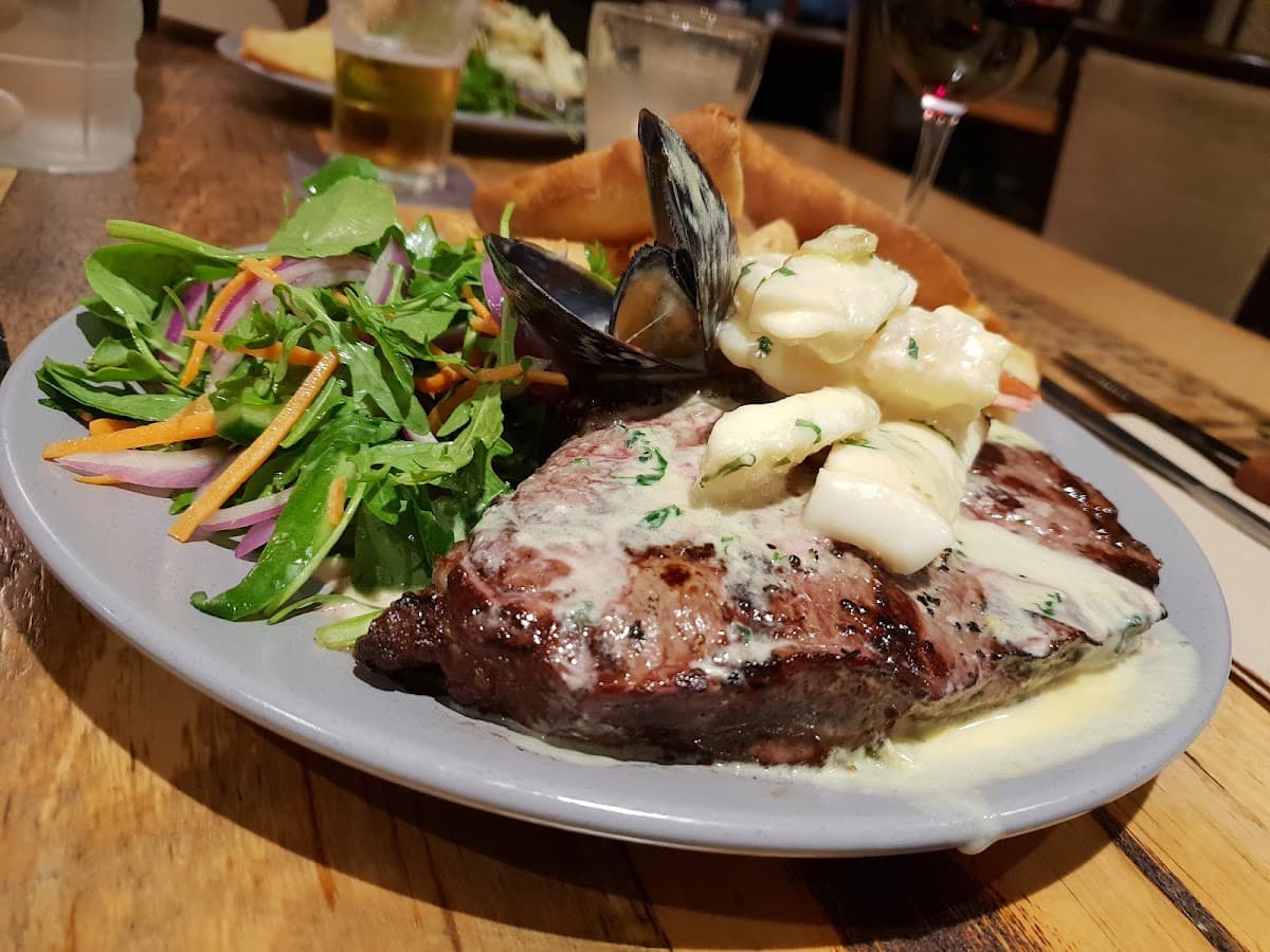 Ocean Beach Hotel photo 2