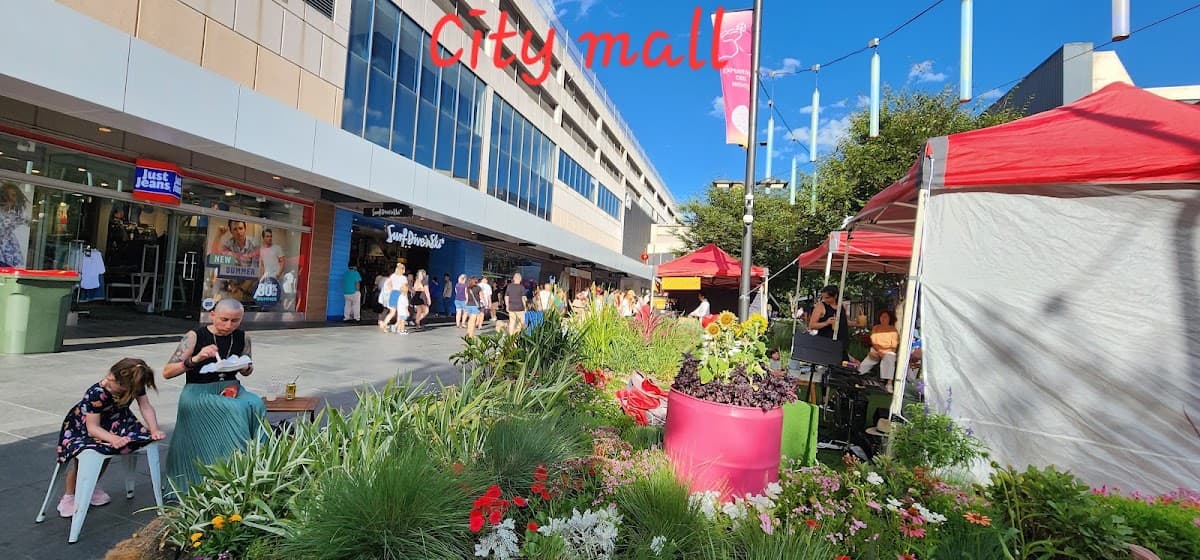 Crown Street Mall