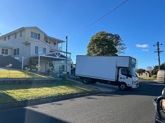 Trucking Awesome Removals
