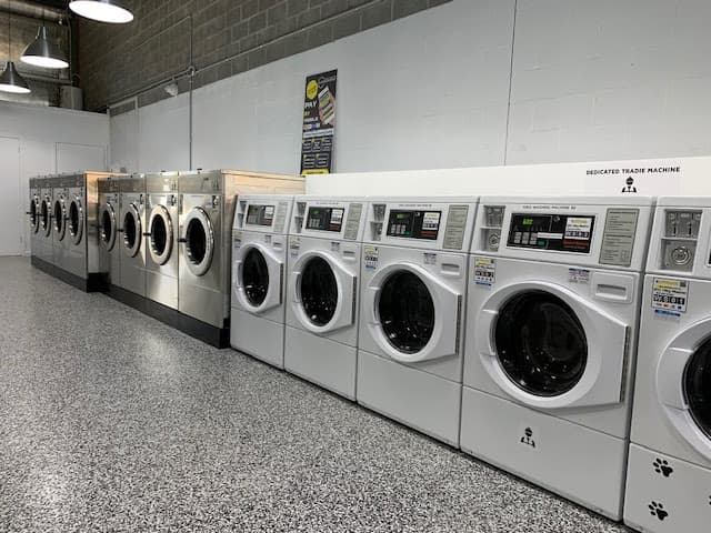 Wash & Spin Laundromat Gerringong