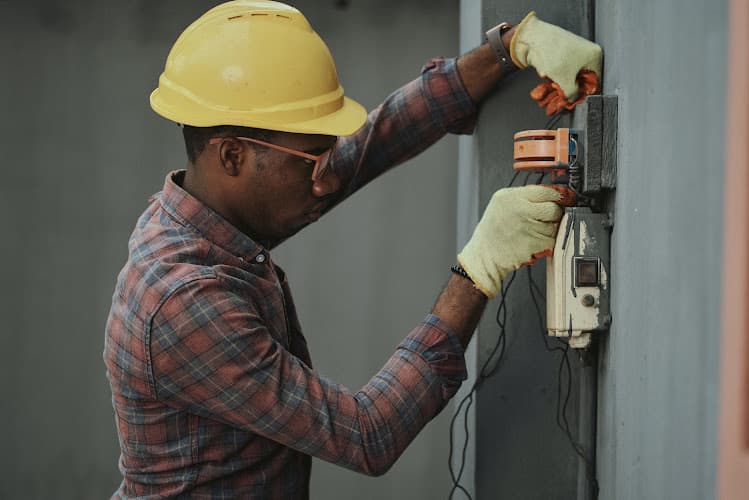 V&P Electrical