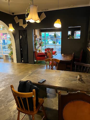 Ambers Cafe & Restaurant