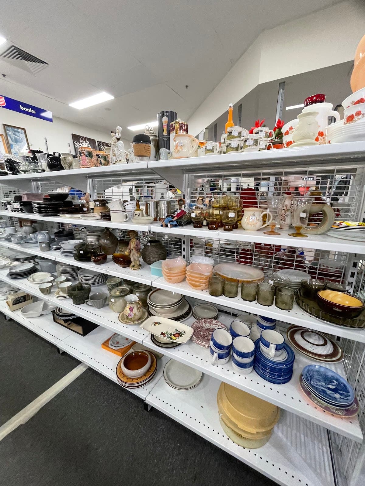 Salvos Stores Warrawong photo 2
