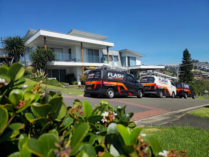 Flash Window Cleaning & Property Services - Illawarra