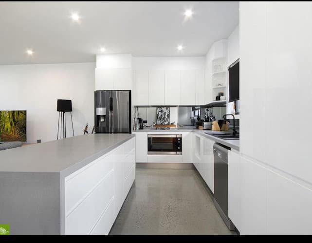 BEACHLINE PLUMBING PTY LTD