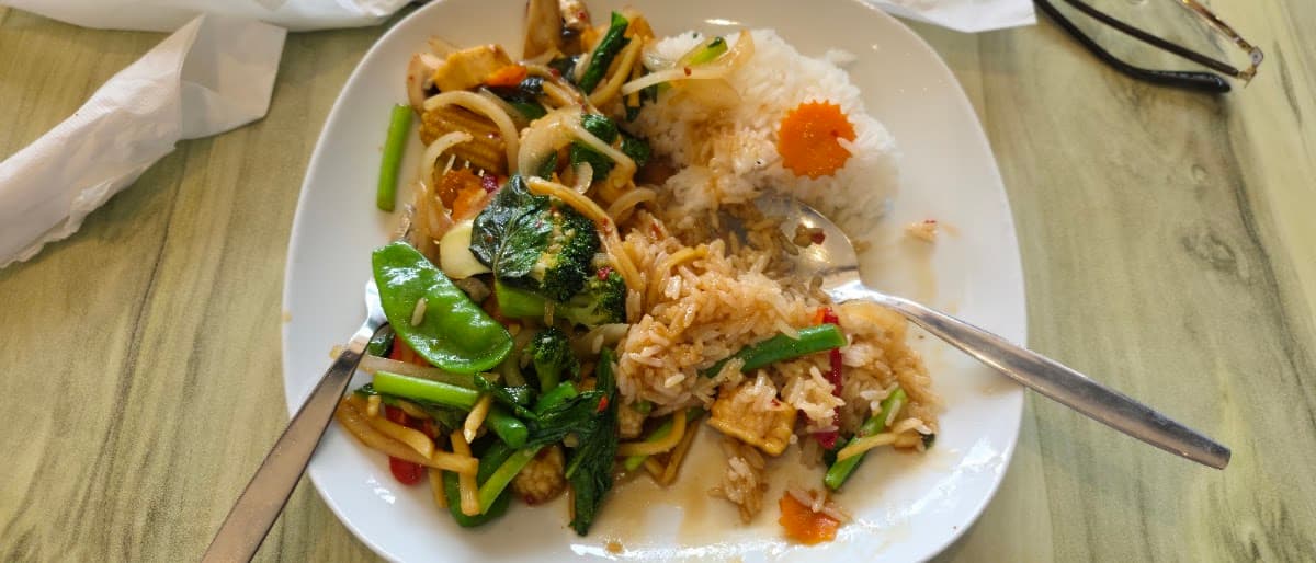 Phu Thai Restaurant (Helensburgh) photo 2