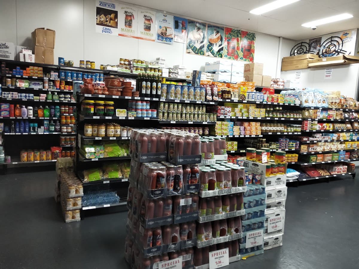 Lake Heights Cellars & Deli photo 2